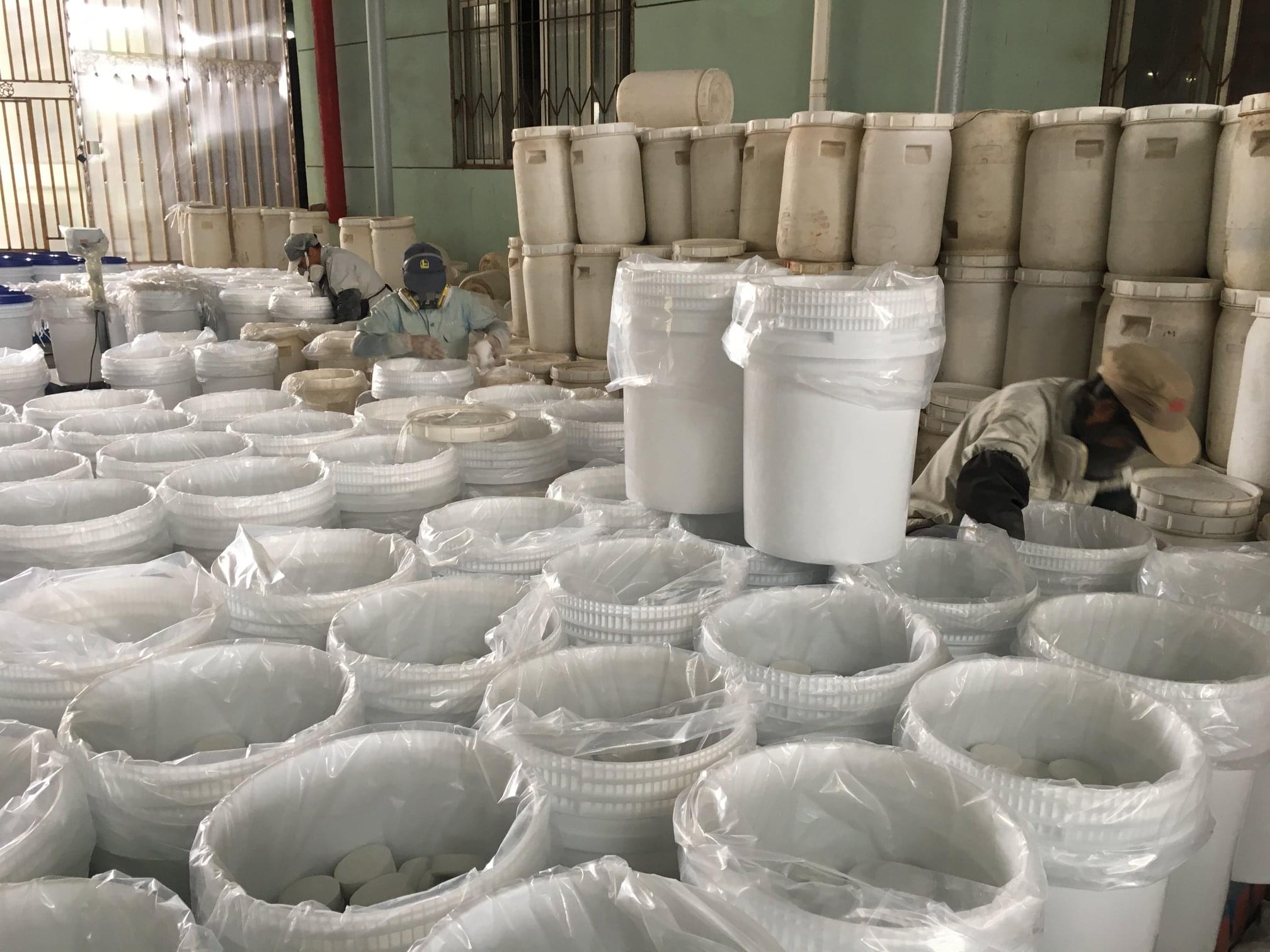 CALCIUM HYPOCHLORITE